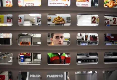 «Любые меры лучше, чем полное закрытие». Бизнесмены о введении QR-кодов в Петербурге