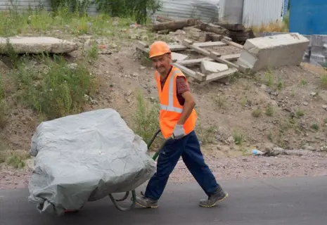 «Дальше сами». Почему не стоит ждать трудовых мигрантов и что без них делать