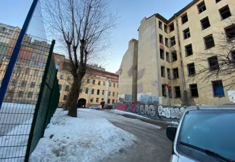 Встретимся у бани. РАД продает дореволюционное здание в центре Петербурга