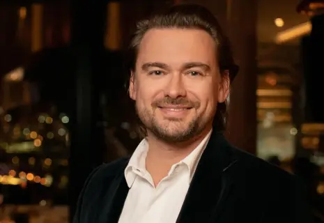 Борис Зарьков: "Если у вас нет целей, вы везёте свой ресторан во Владивосток"