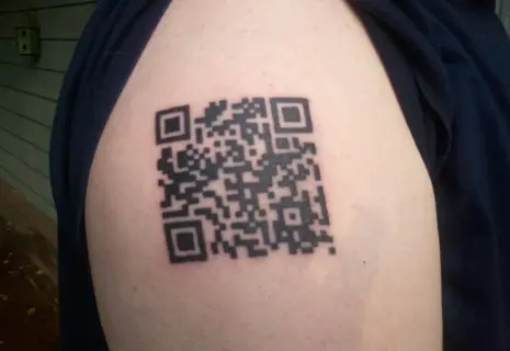 QR-код не для всех. Почему не все привитые получают документ о вакцинации