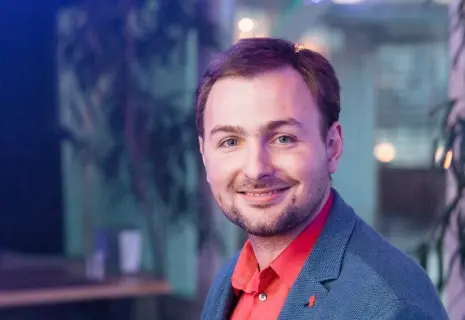 Максим Кораблёв-Дайсон: «Все затаили дыхание и думают: где же дно?»