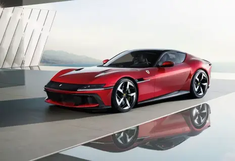 Ferrari представила новый флагманский суперкар