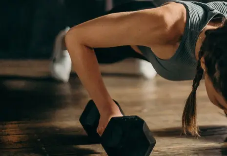 Упал-отжался. Как геополитика меняет работу фитнес-индустрии