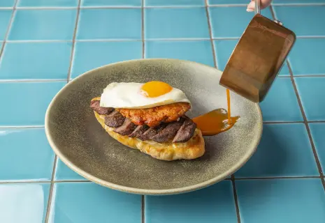 Петербургский ресторан Cafe Flor приглашает в Португалию