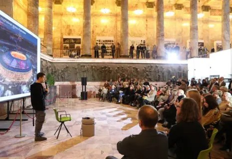 Бордюры и поребрики — не единственное различие в архитектуре двух столиц