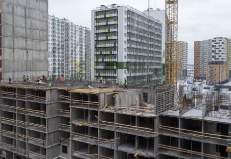 "РосСтройИнвест" причаливает к "Материку". За завершение долгостроя компания получит землю в Ленобласти