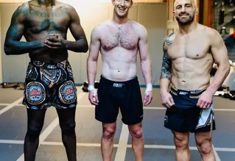 Чемпионы UFC готовят Марка Цукерберга к бою на ринге с Илоном Маском