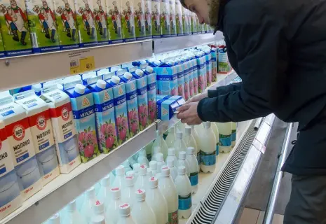 Маркировка молока вылилась в коллапс производства