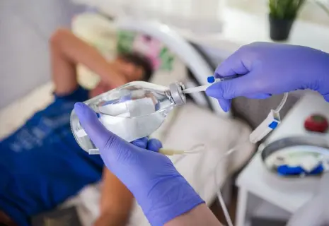 Ковид и деньги. Как коммерческие клиники зарабатывают на коронавирусе