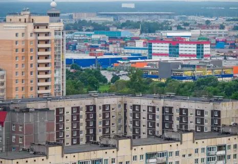 Главное в недвижимости за неделю: склады-рекордсмены, гипермаркеты мельчают, дома без оператора