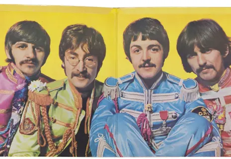 Иногда они возвращаются. Что будут продавать на зимнем букинистическом аукционе