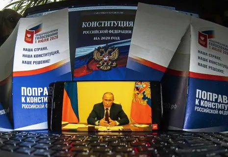 С поправкой на вечность. Ради чего обновляли Конституцию