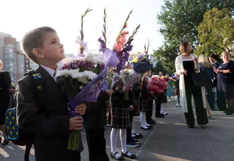 Дорогие первоклассники. Россияне не экономят на школьных товарах