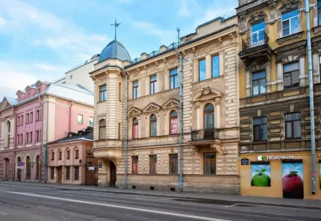 Представительский памятник. РАД продает особняк Целибеевой в центре Петербурга