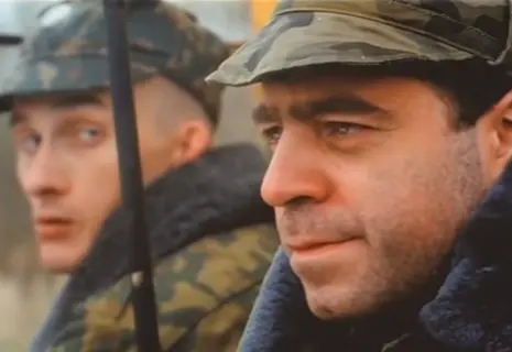 «Происки шпионов» и «подрыв основ». Режиссёр Роман Качанов (иноагент) о фильме «ДМБ» и новой реальности