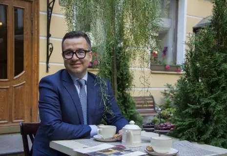 Юнис Теймурханлы: «Жизнь дала мне лопату, и я научился копать и строить»