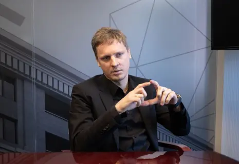 Александр Кравцов: "К кризисам надо относиться философски"