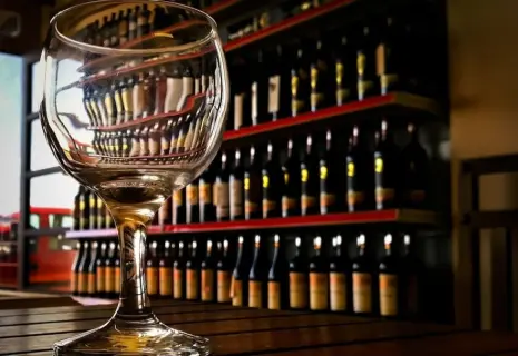 Влада Лесниченко: "Если уберешь в сторону винную карту, гости забудут твой ресторан"