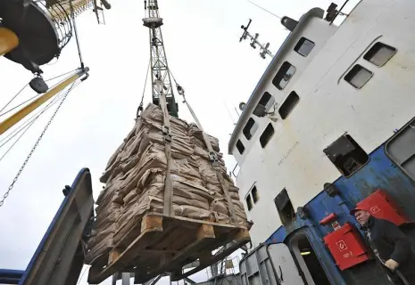 Удар с Востока. Минус порты Китая, плюс верфь в Петербурге