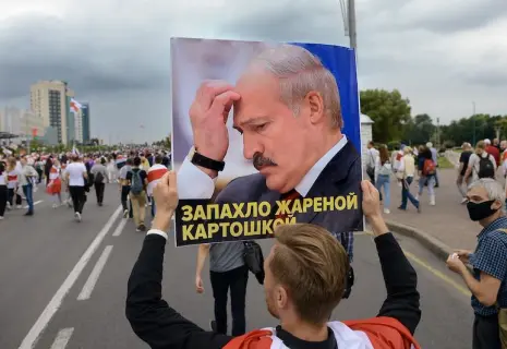 Белоруссия приземляется. Лукашенко не просто затягивает гайки, но и выбрасывает ключ