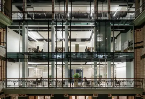 В Доме Зингера после реновации открылся головной офис социальной сети «ВКонтакте»