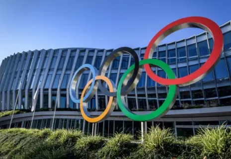 Международный олимпийский комитет выступил за отмену всех турниров в России и Белоруссии