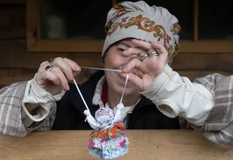 Игорь Бухаров: "Туристическое колесо крутит любовь"