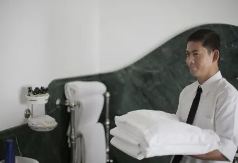 Запрос не по сезону. Отельеры Петербурга не идут за квотами на трудовых мигрантов