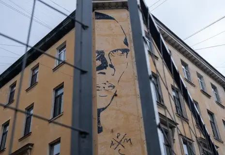 Реакция Хармса. Увольнение педагога как тест для системы