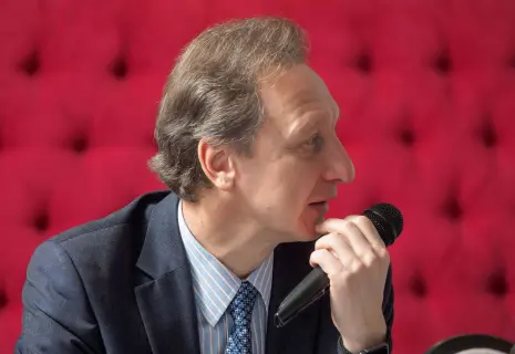 «И всю жизнь получать гонорар»