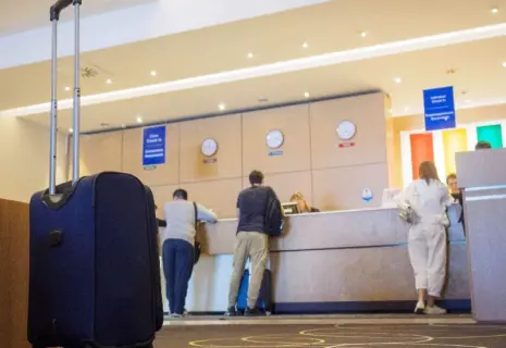 Сергей Козлов: «Гостиницы не самолеты. «Невозвратный тариф» для них не действует»