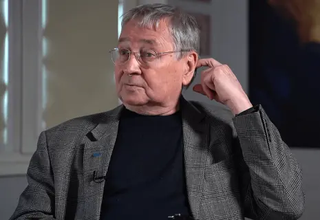 "Если бы на месте Ельцина в Беловежской пуще был Горбачёв, мы бы сейчас с вами не разговаривали". Юрий Иванов — фотограф, снявший смерть СССР