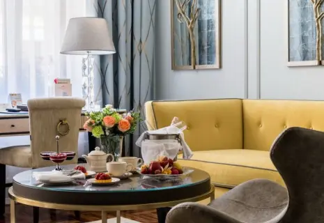 Юнис Теймурханлы: "Гостиница иногда может превратиться в жилой дом"