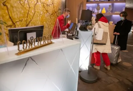 Екатерина Райлян: «У персонала забрали ключ от сейфа, где деньги лежат»