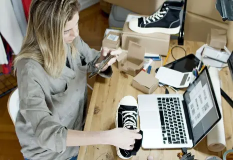 Кто играет на рынке модных товаров и как начать игру