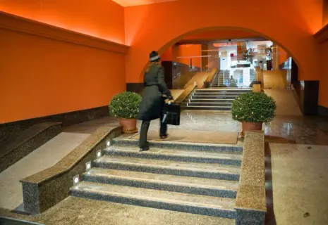 Свет в конце тоннеля. Отельная индустрия выходит из пандемийного мрака