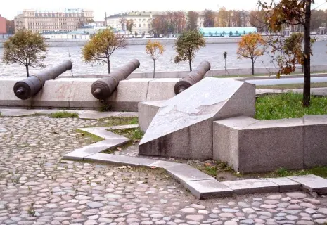 Отсель копать мы будем шведа. Путин согласился, что музей интереснее бизнес-центра