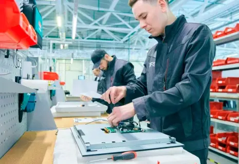 Банкоматы взбираются на "Эльбрус"