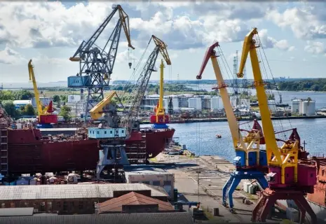 "Янтарь" застыл в ожидании. Будут ли у ОСК деньги на модернизацию завода