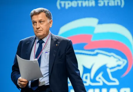 Порадуется на своем веку. Единороссы меняют лидера в Петербурге