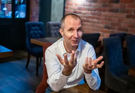 Краска защитит от волн. В Петербурге запустили производство необычной грунтовки