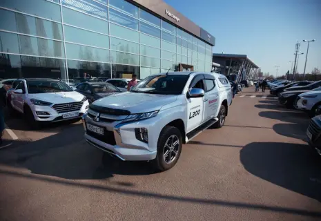 Дилеры паркуют бизнес. В Петербурге продают автохолдинг "Максимум"