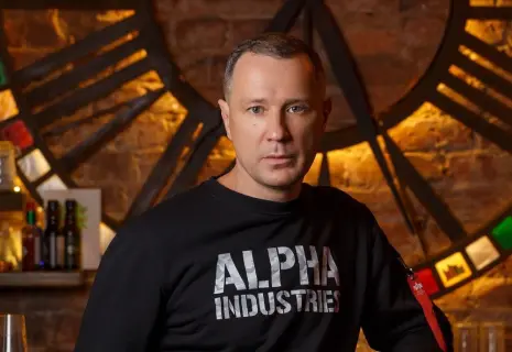 Андрей Александров: "Я с каждым гостем меняюсь местами"