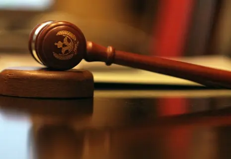 Российский аукционный дом займется продажей городского имущества