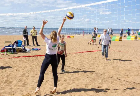 Персональный вопрос. Что предпринимают компании для сплочения коллектива