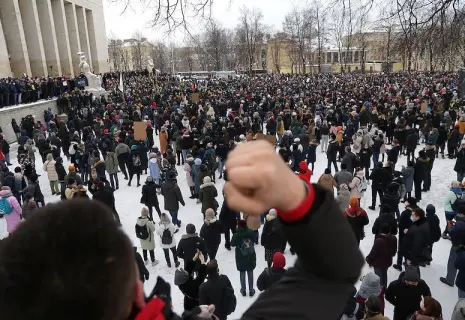 На прогулку становись! В Петербурге разогнали мирную демонстрацию