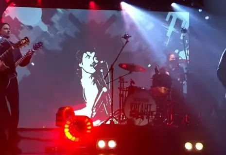 «Мы ждали лета — пришла зима». Обнуление Путина группа «Кино» отметила песней