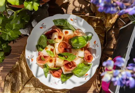 Петербургские рестораны встречают август морепродуктами, арбузами и фестивалем моти