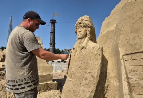 В Петербурге завтра стартует фестиваль «Город песчаных скульптур»